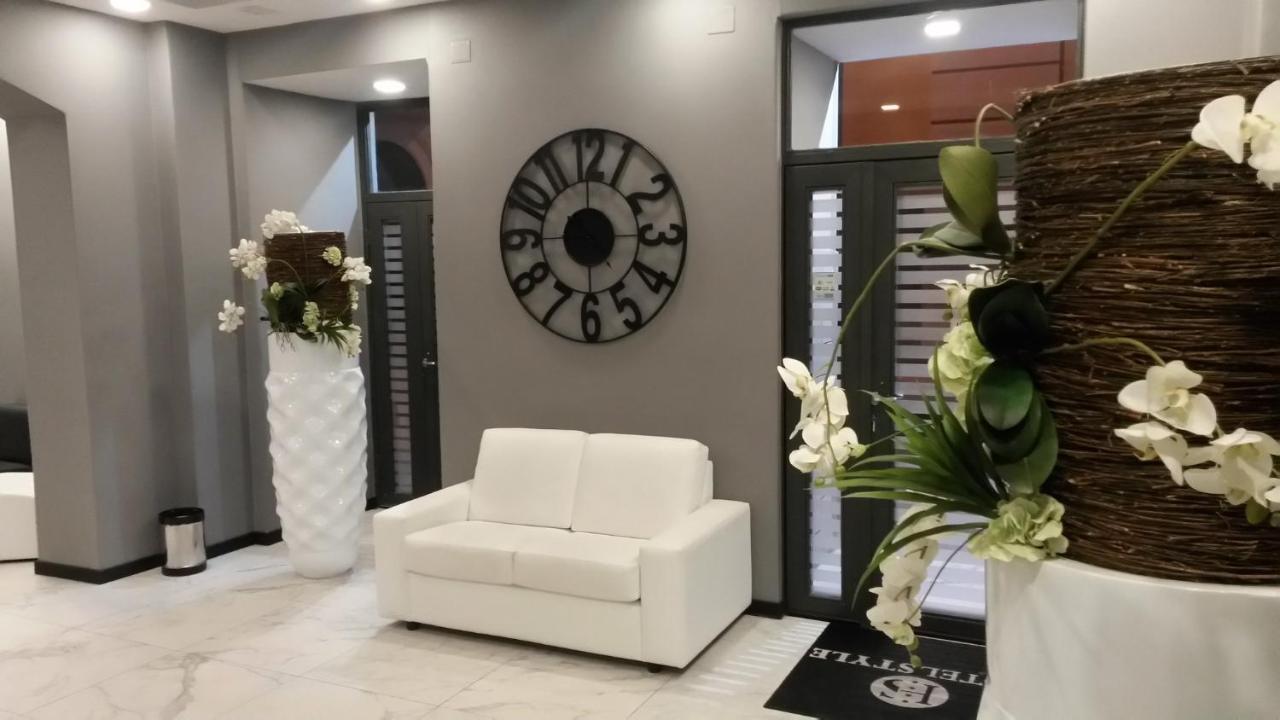 Sweet Central Hotel Caserta Dış mekan fotoğraf