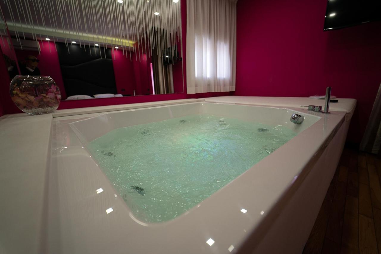 Sweet Central Hotel Caserta Dış mekan fotoğraf